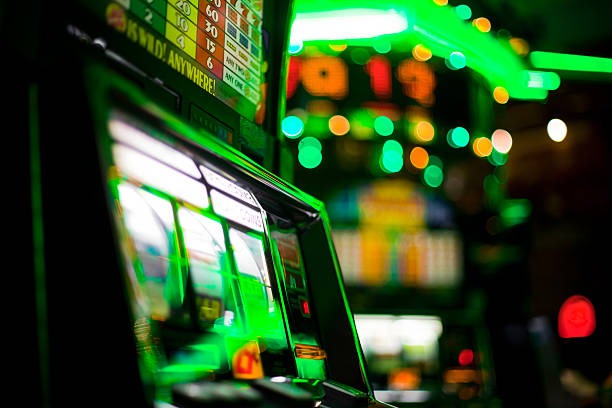 elloslot elloslot Casino Tables and Reels